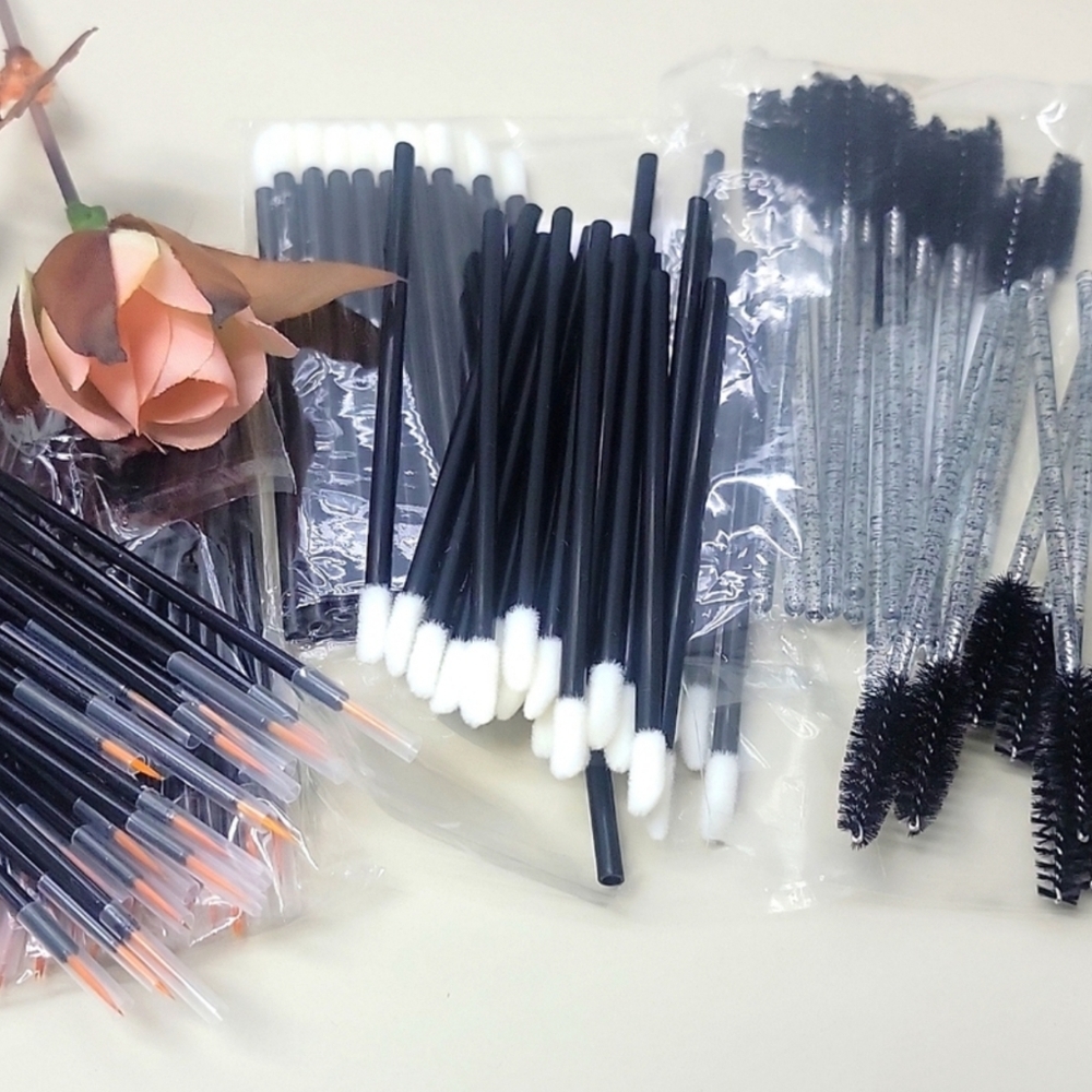 Bundles Disposable Eyeliner, Eyelash Brush, Lip Brush Makeup. 50 of each Style